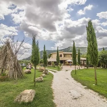 Alloggio per agriturismo Casale Valle Agnese *